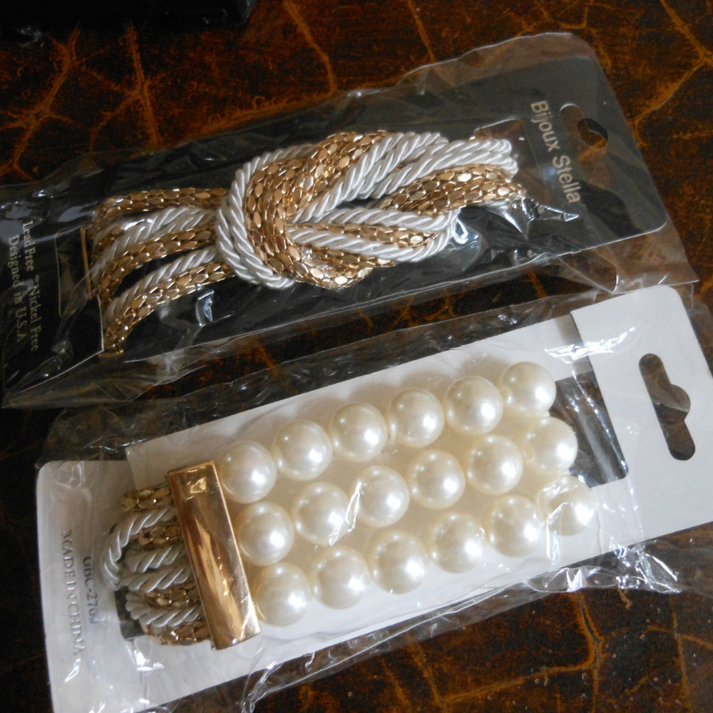 BIJOUX STELLA Gold/Pearl Knot Stretch Bracelets 5